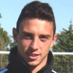 D González
