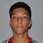 V Benítez