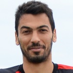 V López